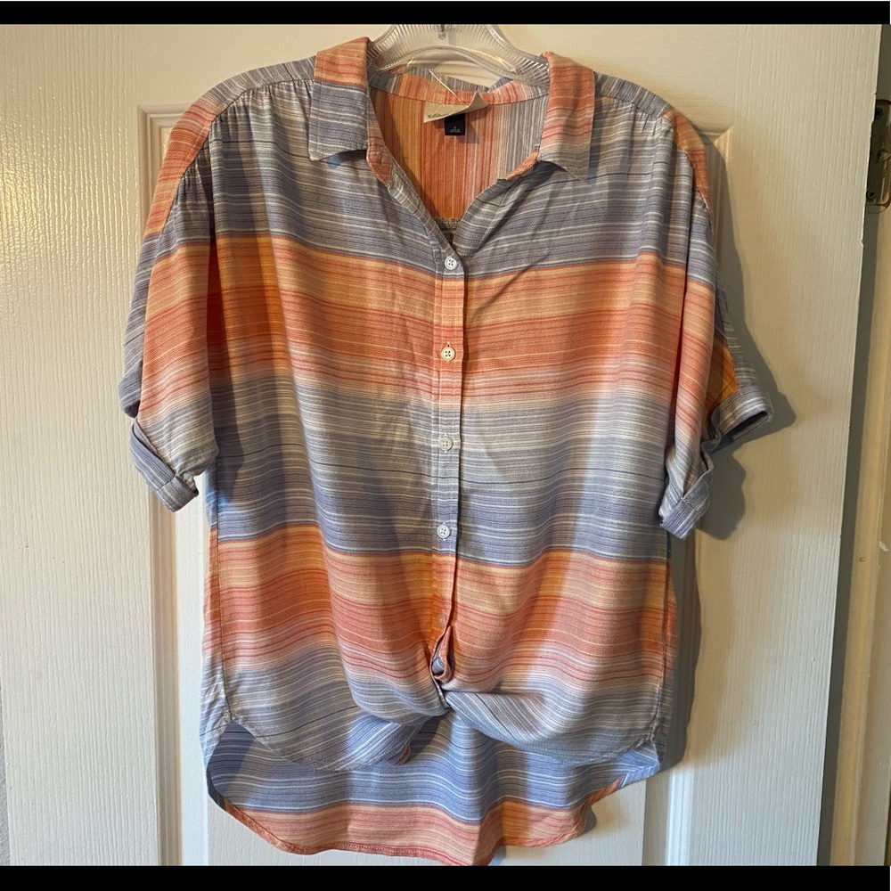 Button up Shirt